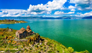 Viaje a Armenia en grupo. Senderos de Armenia y el festival Dolma