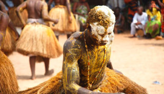 Viaje a Benin en Semana Santa en grupo. Explorando las sendas del vudú
