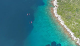 Viaje a Croacia. Grupo verano Nomads. Kayakeando por islas paradisiacas