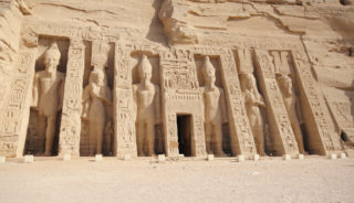 Viaje a Egipto y Jordania en grupo. Desierto, pirámides y Mar Muerto