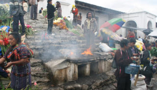 Viaje a Guatemala a medida. Tradición y Cultura