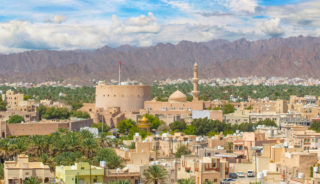 Viaje a Omán en Semana Santa en grupo. Viaje de lujo - Legado y vida moderna